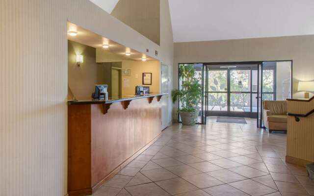Sleep Inn & Suites Bakersfield North