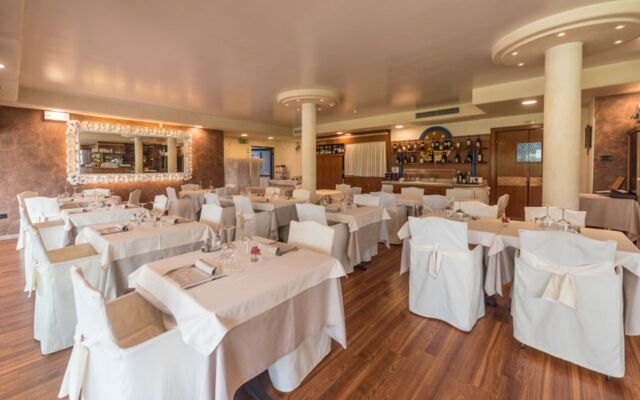 Yachting Hotel Mistral