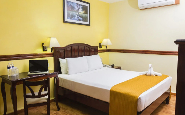 Hotel Madan Cardenas