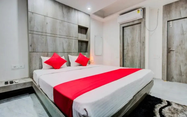 OYO Flagship 24088 Hotel City Centre