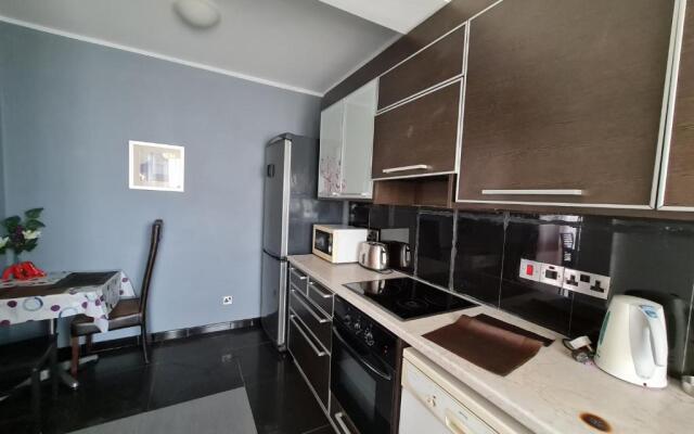 2Bd Sea View Flat