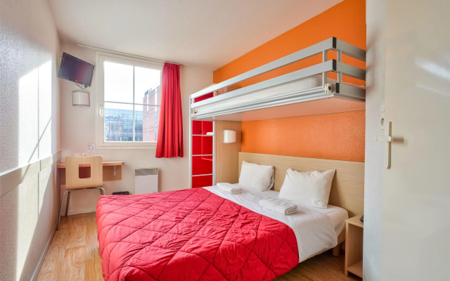 Premiere Classe Paris Ouest - Pont De Suresnes