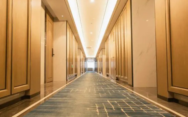 Courtyard by platinum Jingchuan Xingding Hotel