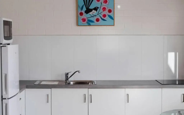 Beachcomber Holiday Units