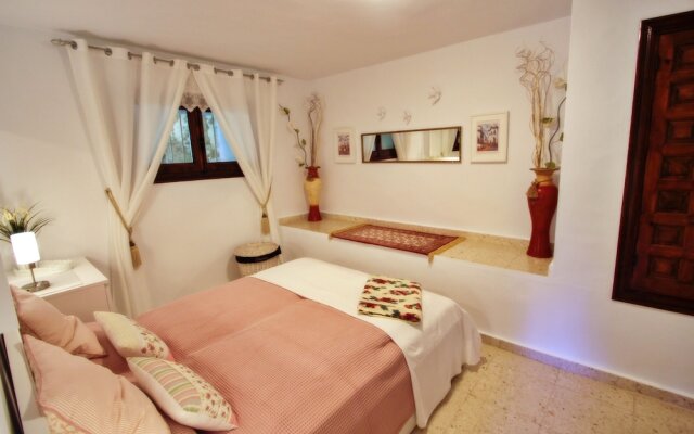 Monica II - holiday home with private swimming pool in Benissa