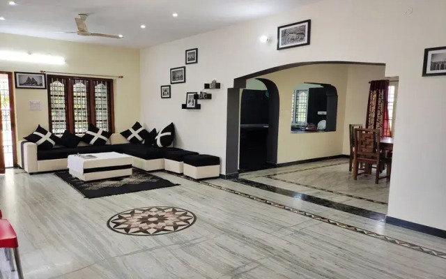 The Mahizh Home