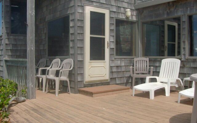 Shaw's Oceanfront Bed and Breakfast