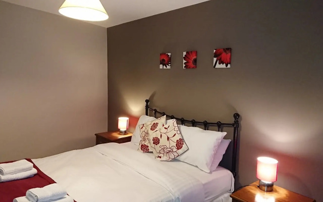 Victoria Cloisters Apartments