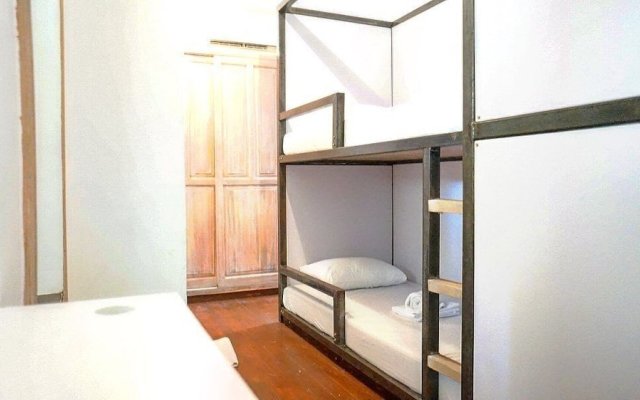 The Suite Hostel by Cafeplus Coffee - Adults Only