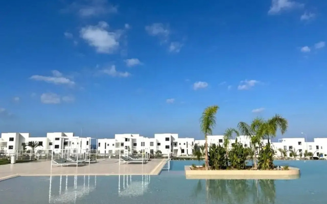 Lovely and Stylish Apartment With Calming Garden View