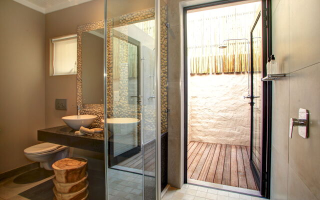 Scallop Guest Lodge