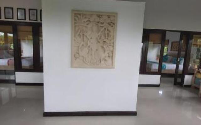 Villa Gede Batulumbang