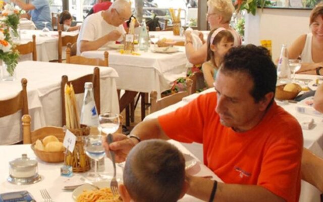 Hotel Giardino Al Mare
