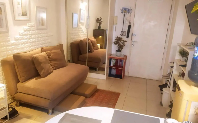 Tiny studio with pool, jogging track, gym and Mall