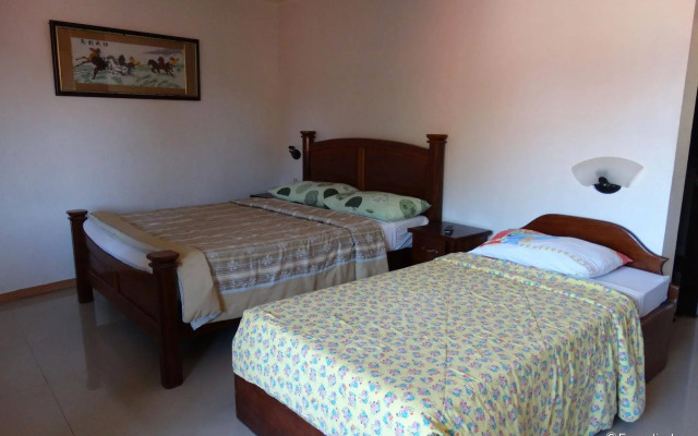 OYO 621 De Loro Inn
