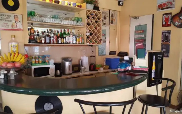 Honeycomb Tourist Inn