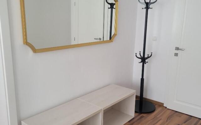B8 - Spacious, Charming Apartment in Central Sibiu