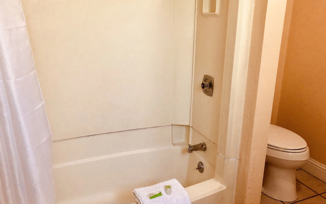 Carmel Resort Inn