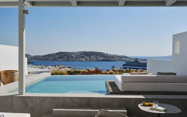 Deos Mykonos - A Myconian Collection Hotel