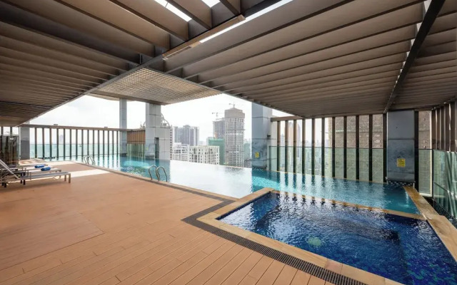 Perfect Studio at The View by Soben Home