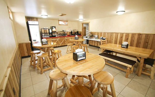 Woodside Dells Hotel & Suites