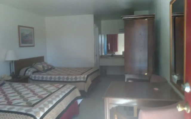 The Razorback Lodge
