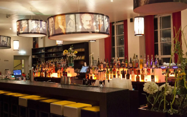 Отель Plus Berlin