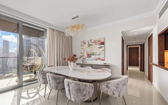 Prestigious 3.5 BR in Boulevard