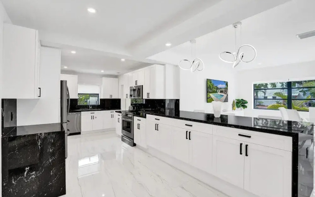 Hibiscus House in Fort Lauderdale