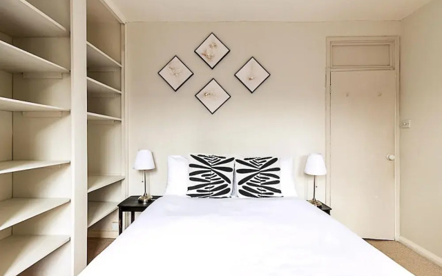 Notting Hill Charm Apartment