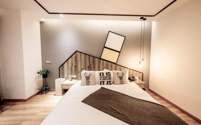 Shore Time Hotel Jiefangbei