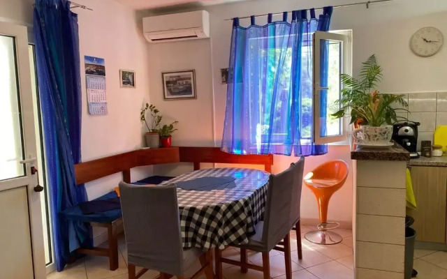 Jak - Comfortable Apartments - A1-donji