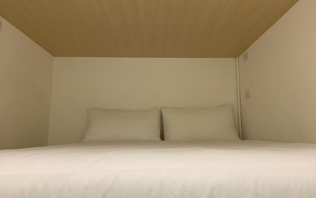 PlainStay Hostel