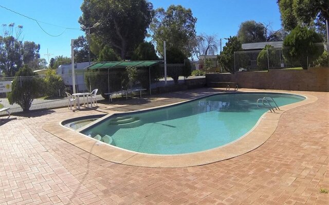 Twin Waters Caravan Park - Dawesville