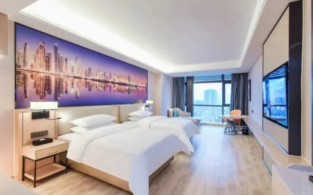 Vienna International Hotel (Nanchuan District Wanda Plaza)