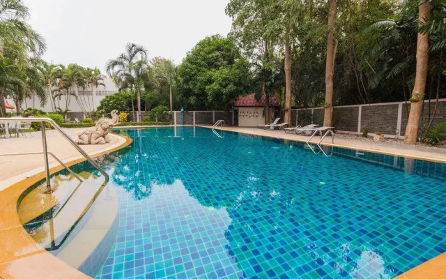 Pratumnak Town Villa By Pattaya Sunny