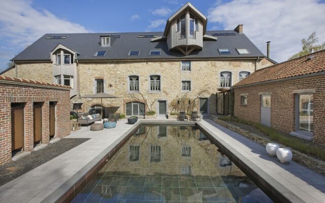 NE5T Suites & Spa