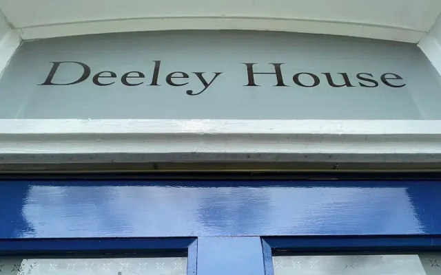 Deeley House