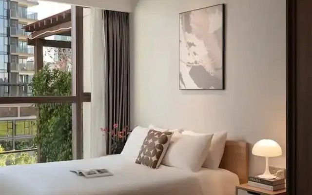 The Metropole The Galleria The Crest