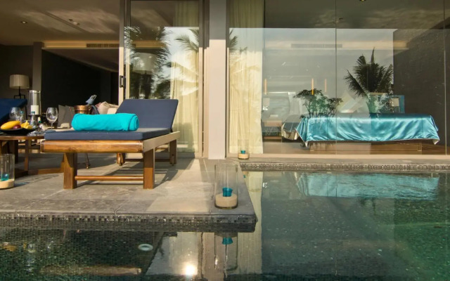 Le Coral Beach Resort and Cafe