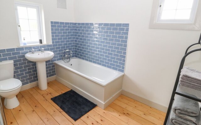 Well House Farm Flat 2