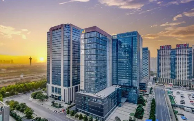 Maiwo Hotel (Zhengzhou East Railway Station Lianbang Building)