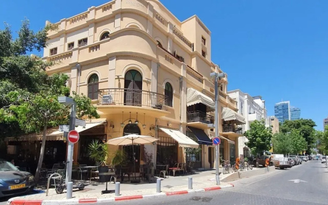 Pines Belle in Tel Aviv-yafo