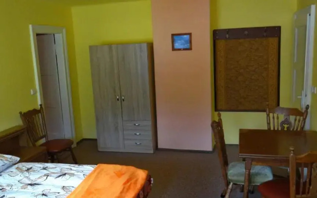 Privát Lenka