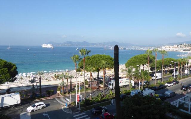 Palais Miramar 65 Bd De La Croisette Cannes