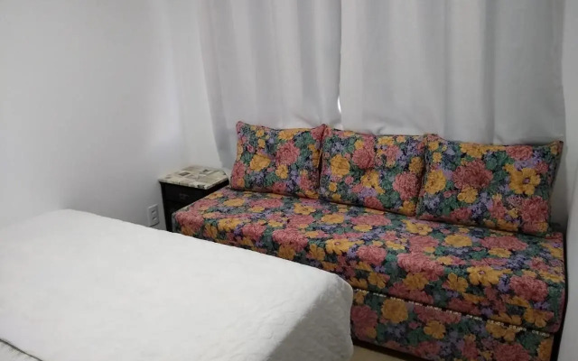 Hostel Dina & Suítes