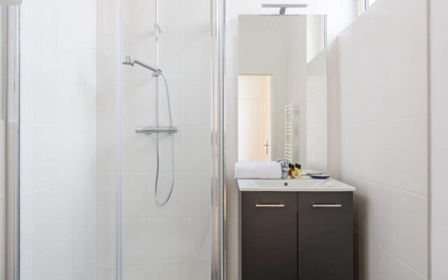 Superb apartment modern and calm