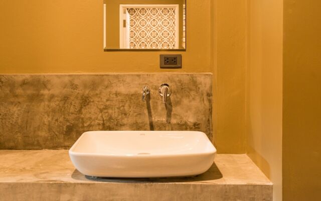 Link Hostel Aonang - Adults Only
