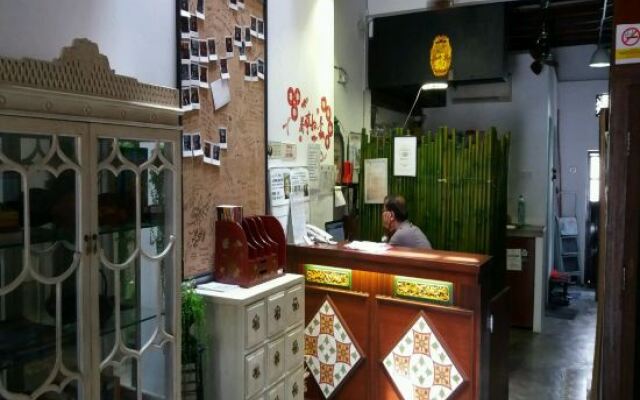 Roommates Penang Hostel