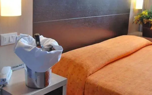 Hotel Serenissima Village